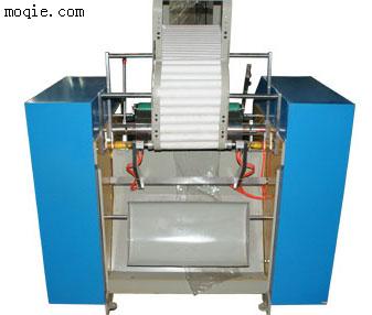 利华机械厂生产各种型号保鲜膜复卷机